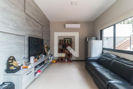 Sala de casa de condomínio para alugar com 4 quartos, 345m² em Jardim Sao Pedro, Mogi das Cruzes