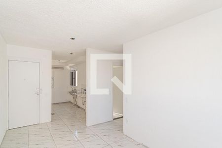 Sala de apartamento para alugar com 2 quartos, 42m² em Brás de Pina, Rio de Janeiro