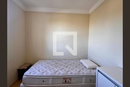 Quarto de apartamento à venda com 3 quartos, 120m² em Jardim das Paineiras, Campinas