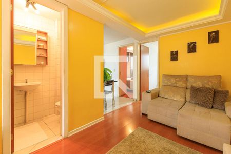 Sala de apartamento à venda com 2 quartos, 40m² em Rubem Berta, Porto Alegre