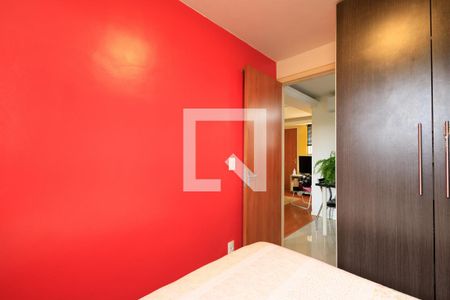 Quarto 1 de apartamento à venda com 2 quartos, 40m² em Rubem Berta, Porto Alegre