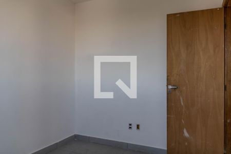 Quarto de apartamento à venda com 2 quartos, 60m² em Nova Barroca, Belo Horizonte