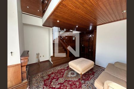 Sala de casa de condomínio para alugar com 4 quartos, 400m² em Morada dos Pássaros, Barueri