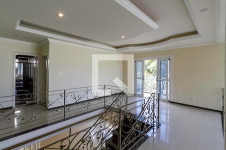Corredor de casa à venda com 4 quartos, 560m² em Bandeirantes (pampulha), Belo Horizonte