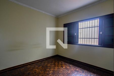 Quarto 2 de casa à venda com 2 quartos, 260m² em Vila Tibiriçá, Santo André