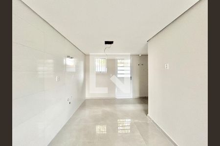 Cozinha de casa à venda com 2 quartos, 67m² em São Jorge, Novo Hamburgo