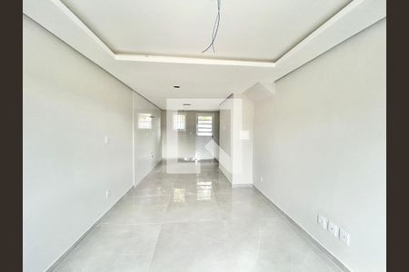Sala de casa à venda com 2 quartos, 67m² em São Jorge, Novo Hamburgo