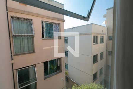 Sala de apartamento à venda com 2 quartos, 50m² em Paquetá, Belo Horizonte