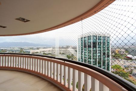 Varanda de apartamento à venda com 3 quartos, 145m² em Barra da Tijuca, Rio de Janeiro