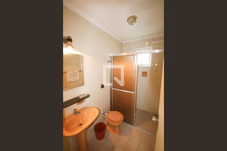 Banheiro de apartamento para alugar com 1 quarto, 55m² em Canto do Forte, Praia Grande