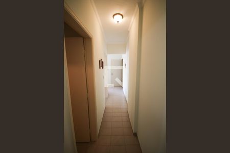 Corredor de apartamento para alugar com 1 quarto, 55m² em Canto do Forte, Praia Grande