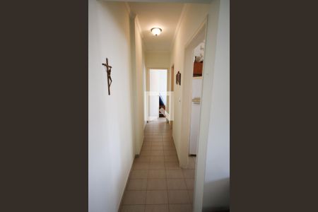 Corredor de apartamento para alugar com 1 quarto, 55m² em Canto do Forte, Praia Grande