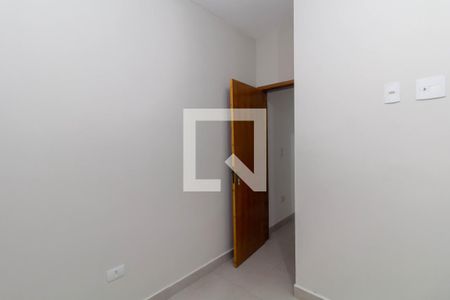 Quarto 1 de apartamento para alugar com 2 quartos, 40m² em Itaquera, São Paulo