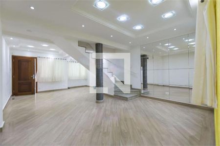 Casa à venda com 3 quartos, 150m² em Cambuci, São Paulo