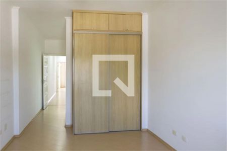 Casa à venda com 3 quartos, 150m² em Cambuci, São Paulo