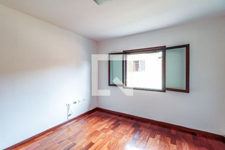 Quarto 01 de casa de condomínio à venda com 2 quartos, 113m² em Vila Gomes, São Paulo