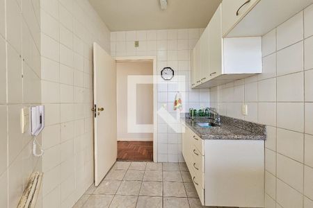 Cozinha e Área de Serviço de apartamento à venda com 2 quartos, 50m² em Serra, Belo Horizonte