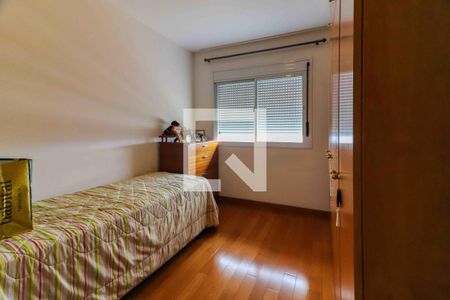 Quarto 1 de apartamento à venda com 4 quartos, 194m² em Jardim Olympia, São Paulo