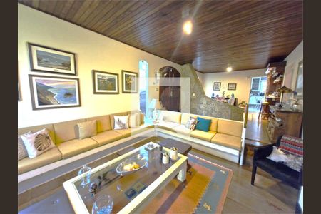 Casa à venda com 3 quartos, 189m² em Santo Amaro, São Paulo