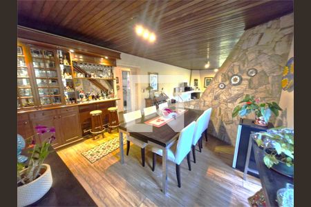 Casa à venda com 3 quartos, 189m² em Santo Amaro, São Paulo