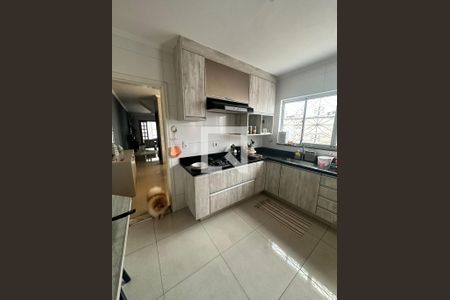 Casa à venda com 3 quartos, 250m² em Vila Vera, São Paulo