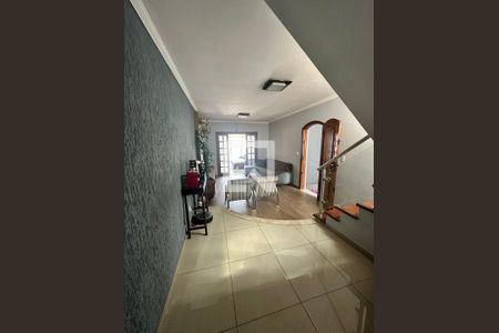 Casa à venda com 3 quartos, 250m² em Vila Vera, São Paulo
