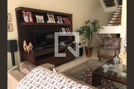 Casa à venda com 3 quartos, 250m² em Jardim Utinga, Santo André