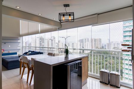 Varanda da Sala de apartamento à venda com 4 quartos, 238m² em Vila Suzana, São Paulo