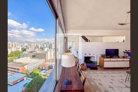 Sala de apartamento à venda com 3 quartos, 156m² em Higienópolis, São Paulo