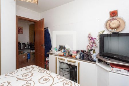 Quarto de apartamento à venda com 1 quarto, 48m² em Sarandi, Porto Alegre