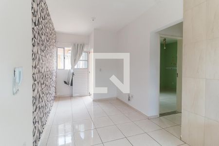 Sala de casa de condomínio para alugar com 2 quartos, 45m² em Jundiapeba, Mogi das Cruzes