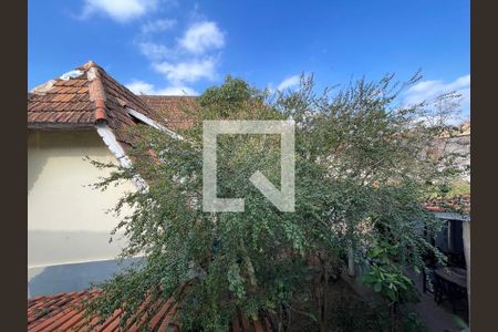 Vista da Suíte 2 de casa de condomínio para alugar com 4 quartos, 326m² em Granja Vianna cotia, Cotia