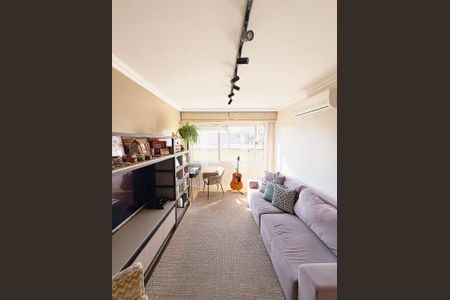 Sala de Estar de apartamento à venda com 2 quartos, 71m² em Santana, Porto Alegre