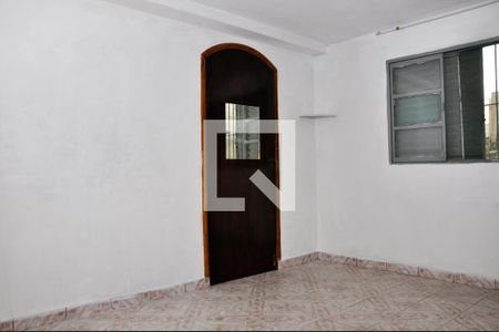 Quarto de casa para alugar com 2 quartos, 60m² em Piqueri, São Paulo