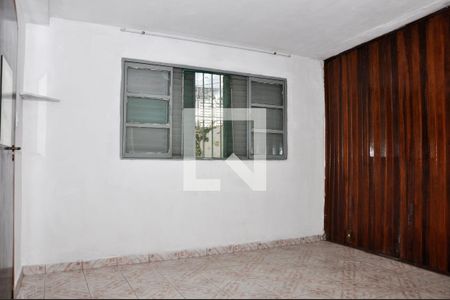 Quarto de casa para alugar com 2 quartos, 60m² em Piqueri, São Paulo