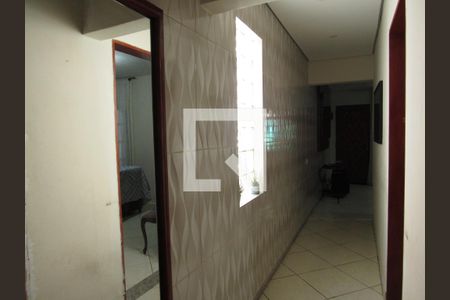 Corredores de casa à venda com 2 quartos, 170m² em Veloso, Osasco