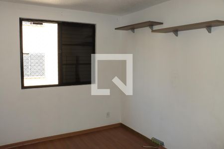 Quarto de apartamento para alugar com 2 quartos, 43m² em Jardim Vista Alegre, Embu das Artes