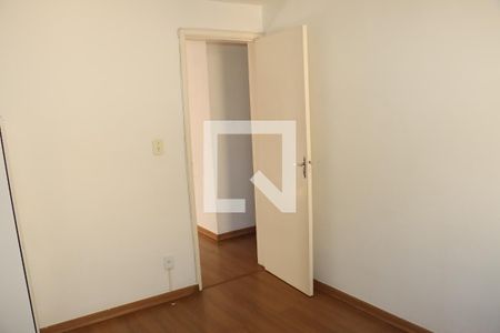 Quarto de apartamento para alugar com 2 quartos, 43m² em Jardim Vista Alegre, Embu das Artes