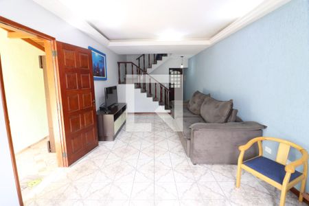 Sala de casa à venda com 3 quartos, 232m² em Umuarama, Osasco