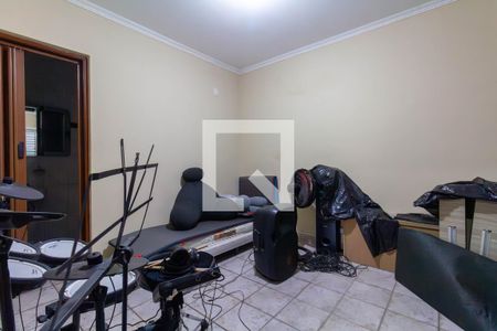 Quarto 1 de casa para alugar com 2 quartos, 250m² em Jardim Belem, São Paulo