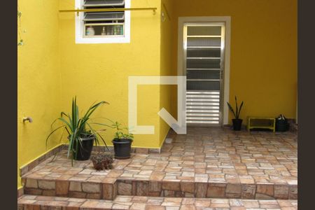 Área Externa de casa à venda com 2 quartos, 130m² em Vila Yolanda, Osasco