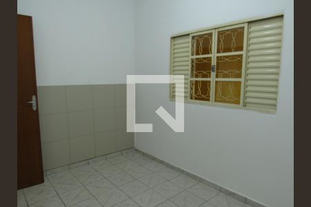 Quarto de casa à venda com 2 quartos, 130m² em Vila Yolanda, Osasco