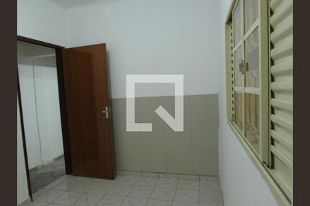 Quarto de casa à venda com 2 quartos, 130m² em Vila Yolanda, Osasco