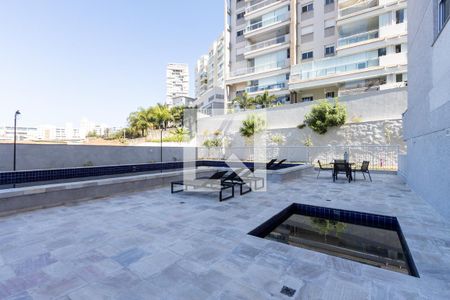 Piscina de apartamento à venda com 2 quartos, 64m² em Vila Ipojuca, São Paulo