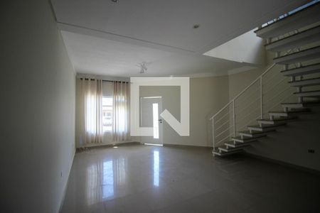 Sala de casa de condomínio para alugar com 2 quartos, 163m² em Jardim Califórnia, Sorocaba