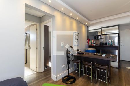 Sala de apartamento à venda com 2 quartos, 52m² em Vila Carmosina, São Paulo