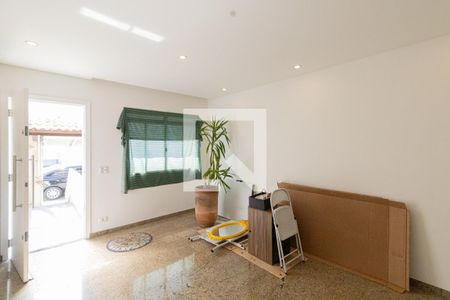 Sala de casa para alugar com 2 quartos, 108m² em Vila Ré, São Paulo