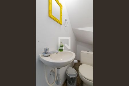 Lavabo de casa para alugar com 2 quartos, 108m² em Vila Ré, São Paulo