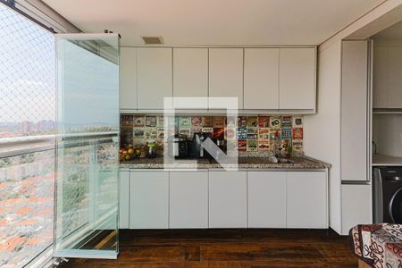 Varanda Sala de apartamento à venda com 2 quartos, 84m² em Vila Sonia, São Paulo