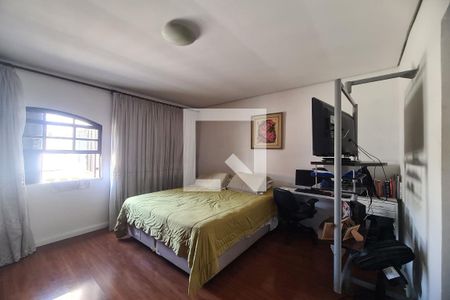 Suíte 1 de casa para alugar com 2 quartos, 400m² em Vila Macedópolis, São Paulo